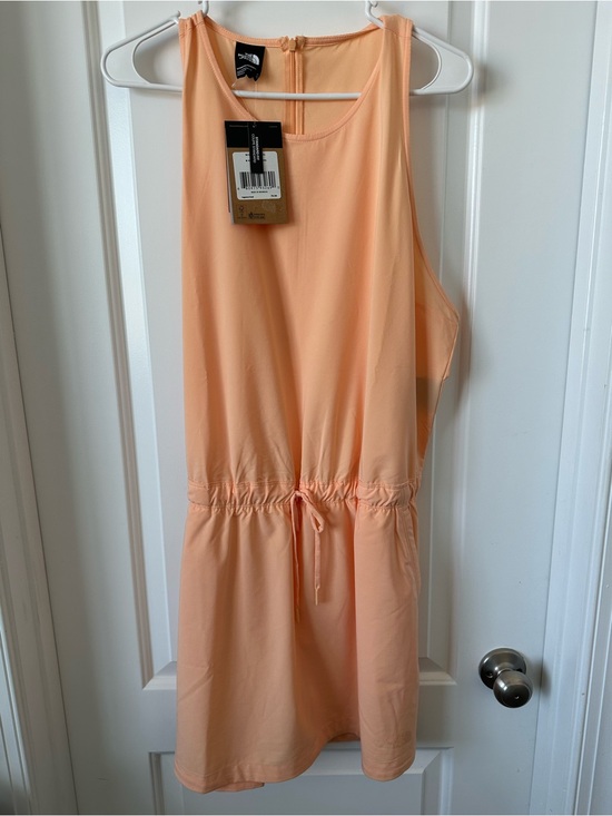 The North Face Pants - The North Face Peach Sleeveless Zip-Back Top